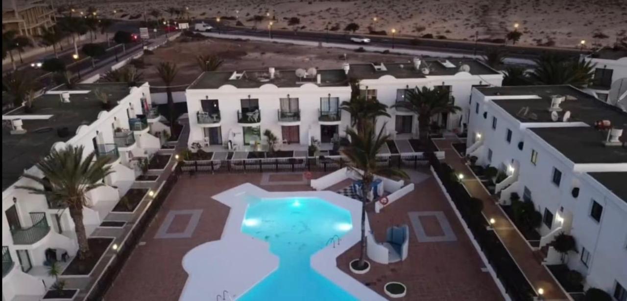 La Perla De S.Valentin Apartment คอร์ราเลโฮ ภายนอก รูปภาพ